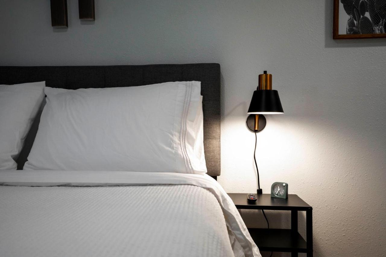 New! The Yellow Door- Downtown Wimberley W/ River Access Zewnętrze zdjęcie