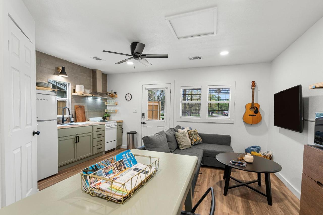 New! The Yellow Door- Downtown Wimberley W/ River Access Zewnętrze zdjęcie