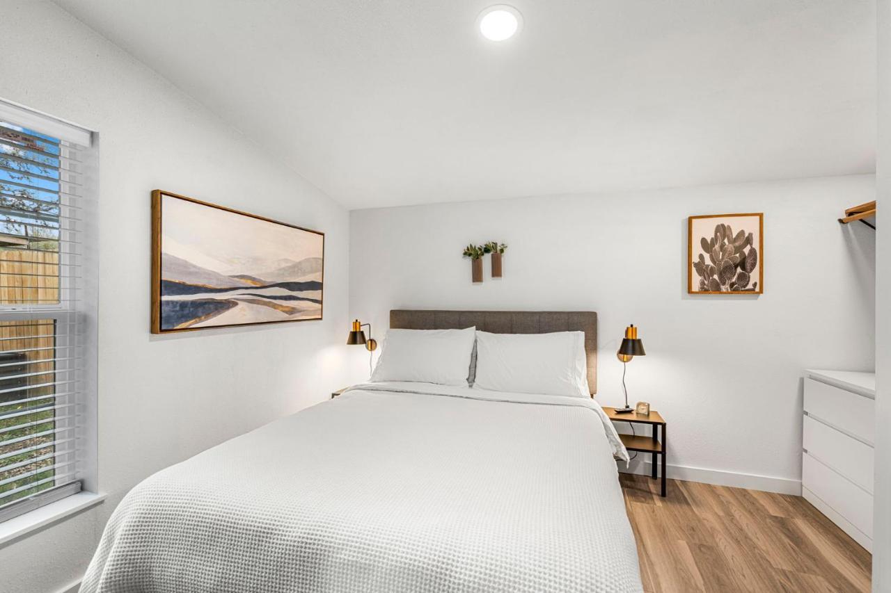 New! The Yellow Door- Downtown Wimberley W/ River Access Zewnętrze zdjęcie