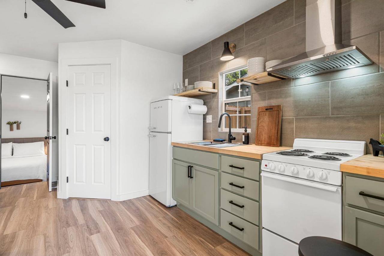 New! The Yellow Door- Downtown Wimberley W/ River Access Zewnętrze zdjęcie