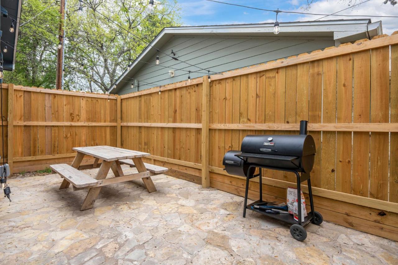 New! The Yellow Door- Downtown Wimberley W/ River Access Zewnętrze zdjęcie